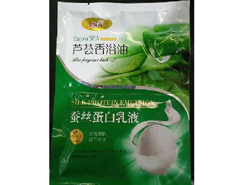 芦荟香浴油蚕丝蛋白乳液